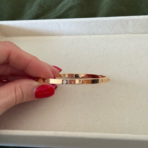 Cartier love rose gold , 6 diamonds , size 17 - Picture 1 of 7